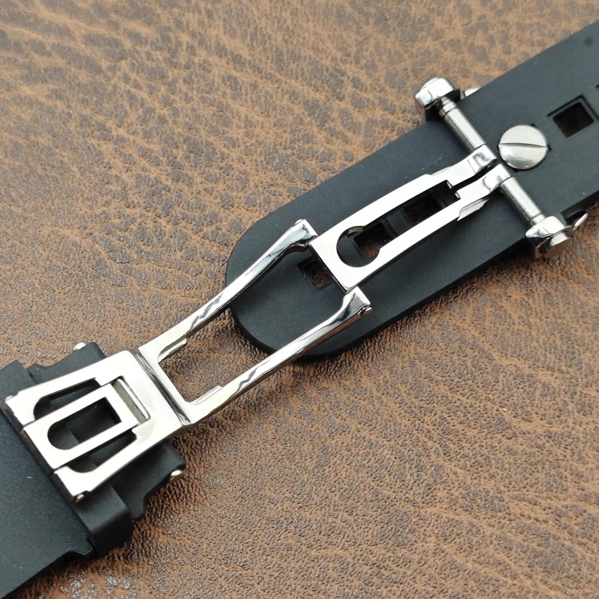 Blancpain Fifty Fathoms用ベルト FKM Rubber Strap for Blancpain Fifty Fathoms 5000/5015 – 23mm