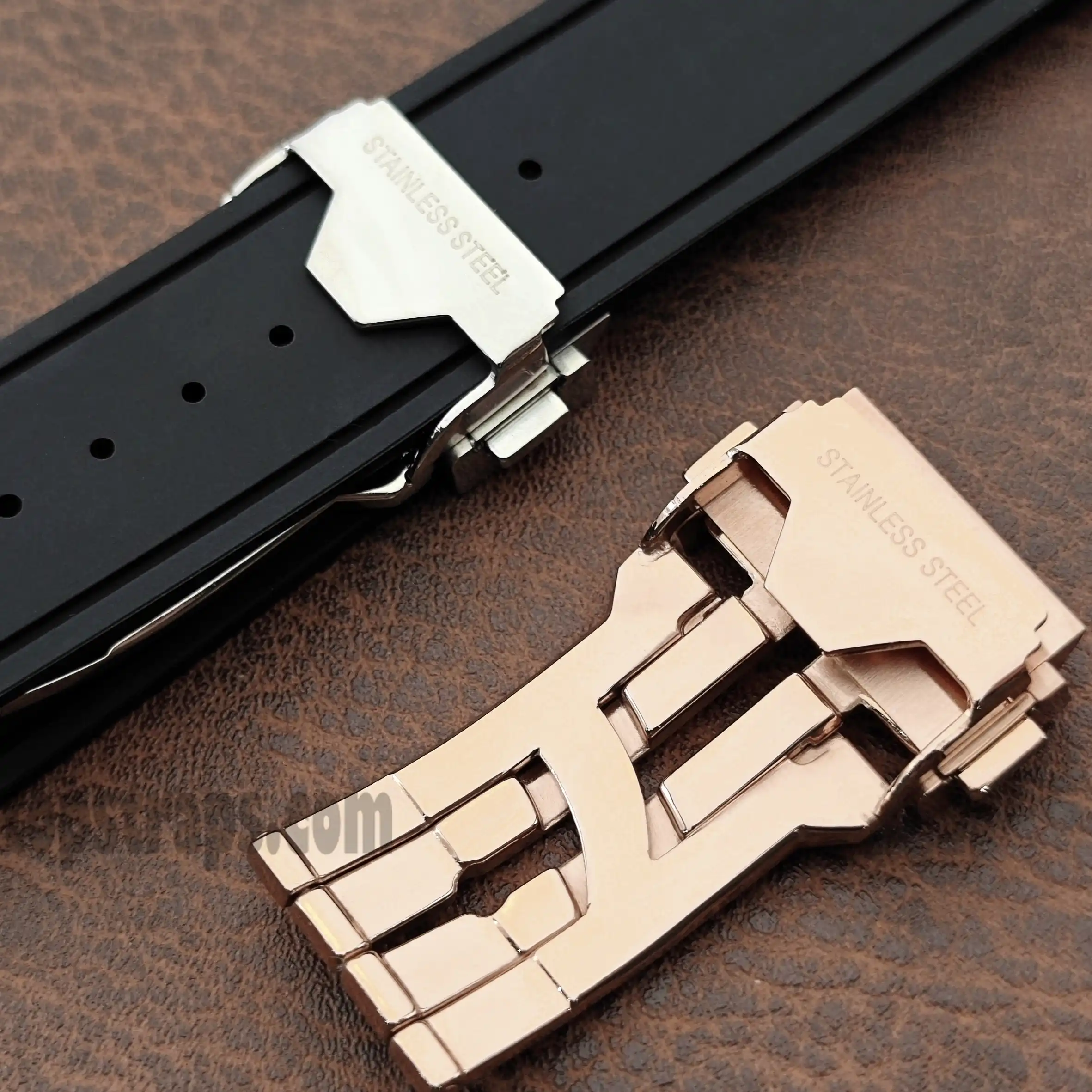 ウブロ ビッグバン シリーズ 25x19mm用ラバーストラップ - TopStraps