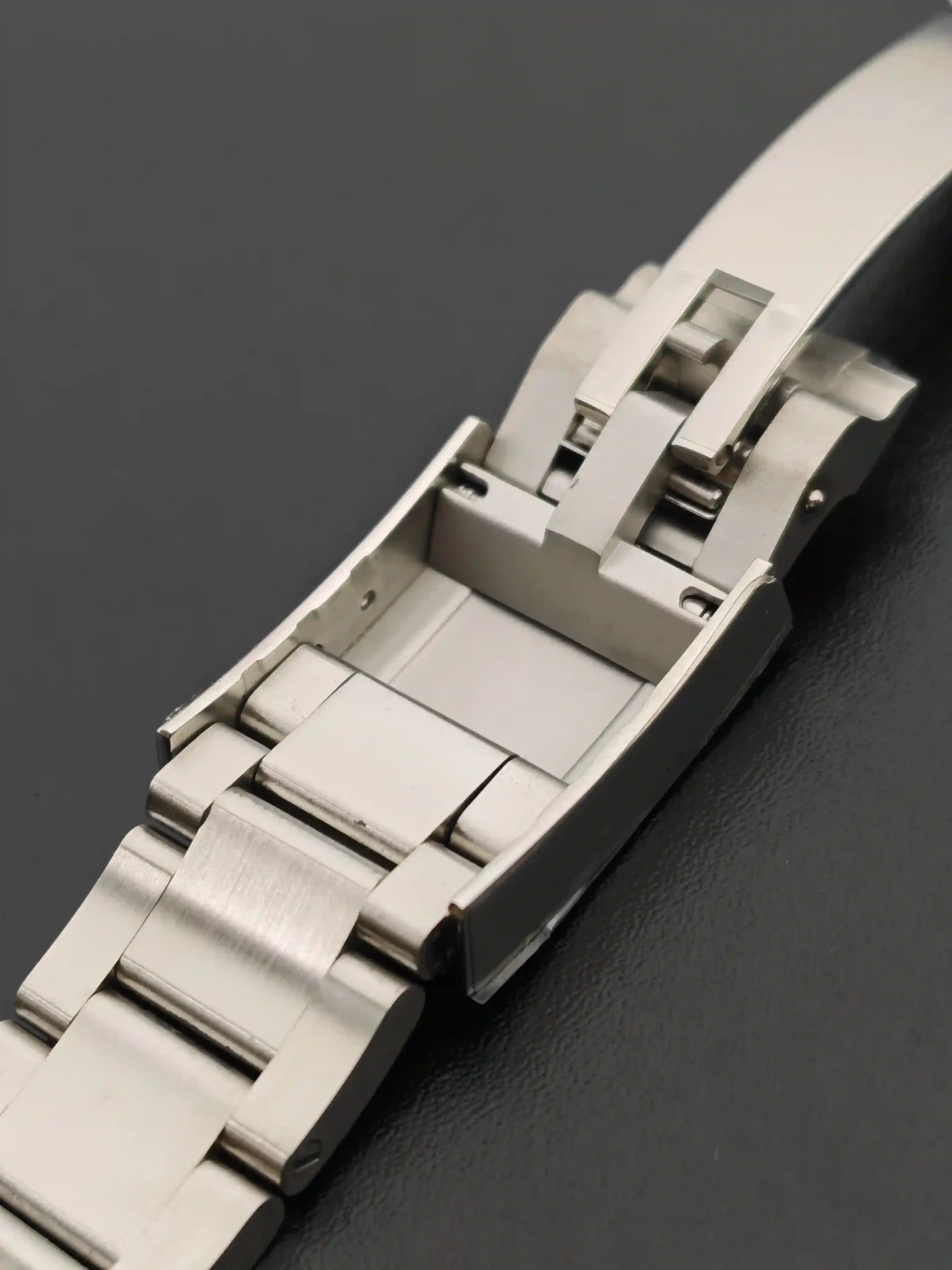 ロレックス ヨットマスター用オイスターブレスレット – 20mm