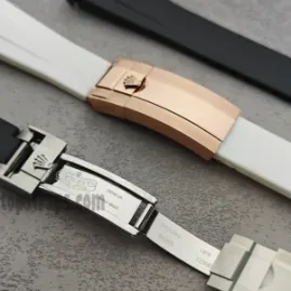 Read more about the article The Ultimate Guide to Choosing the Perfect Rolex Strap