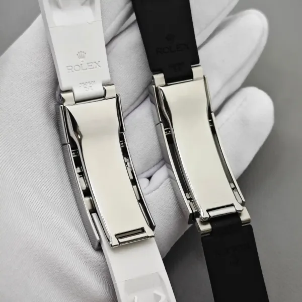 Glidelock buckle for Rolex watches.