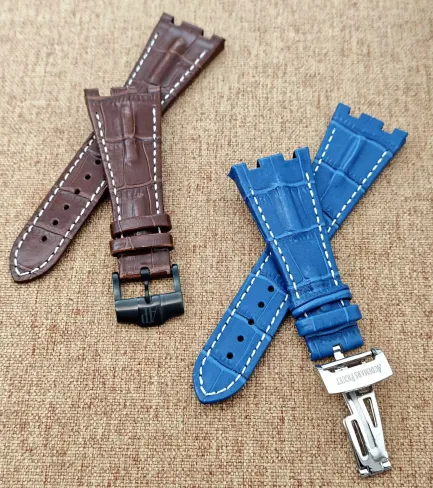 Leather band for the Audemars Piguet Royal Oak Offshore, 28mm.