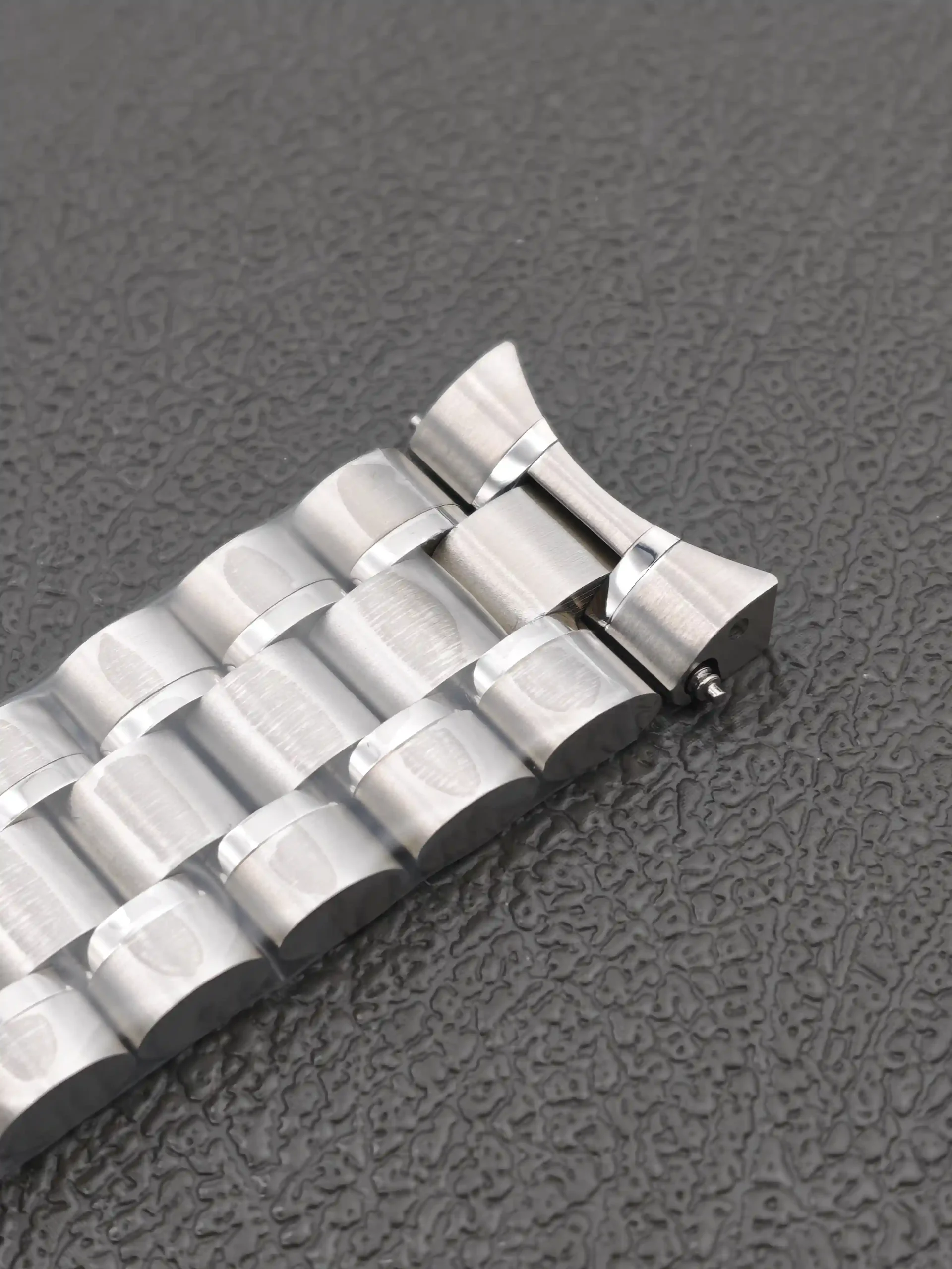 Stainless steel bracelet for the Omega Speedmaster Moonwatch Professional 3861 42mm, 20mm.